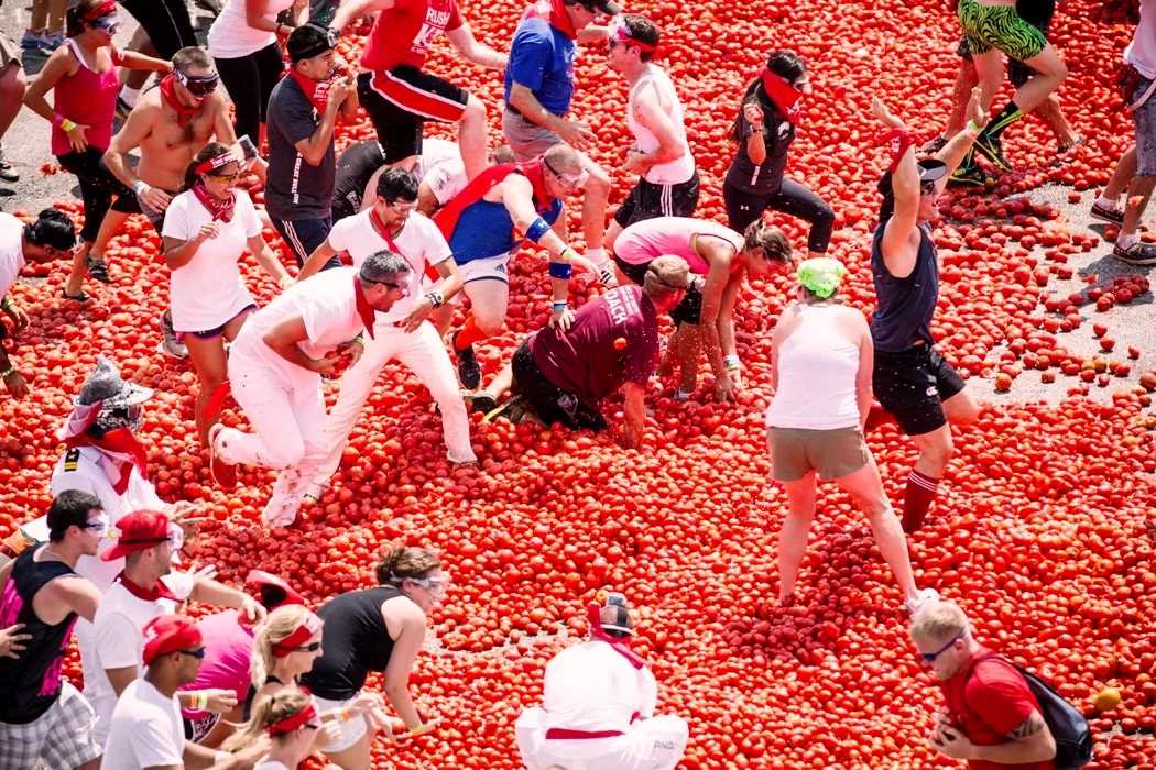 🍅 La Tomatina — The World-Famous Tomato Festival of Spain